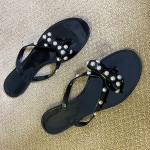 Jelly pearl flip flops